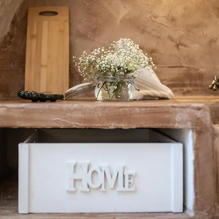 Mestru Rafeli Art * Carovigno