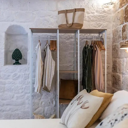 Mestru Rafeli Art كاروفينيو