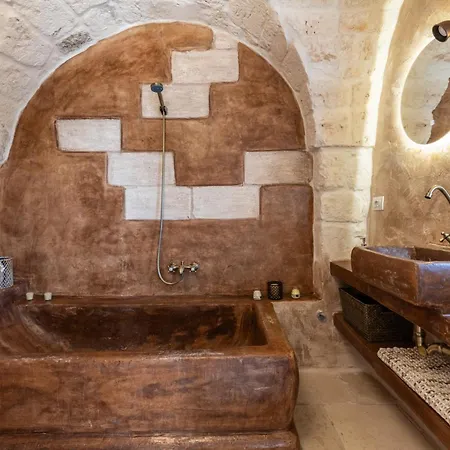 بيت للعطل Mestru Rafeli Art *