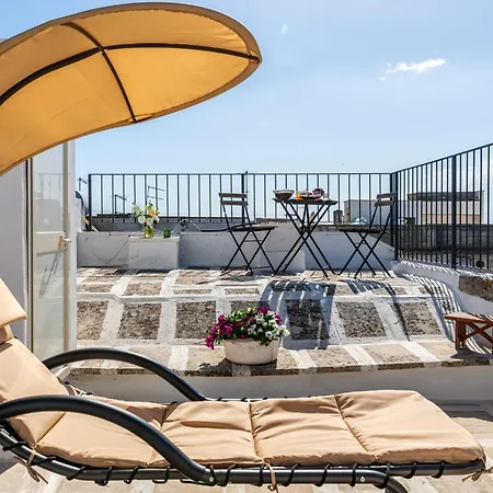 Mestru Rafeli Art * كاروفينيو