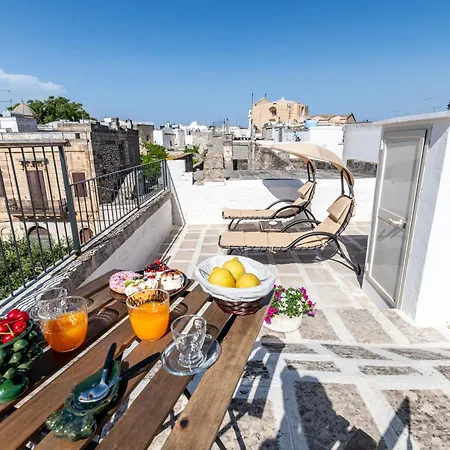 بيت للعطل Mestru Rafeli Art *